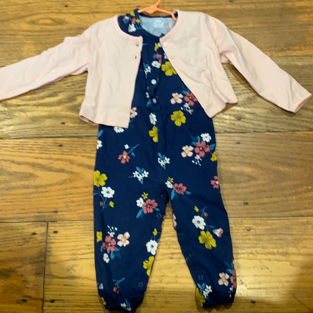 24 month Carter’s outfit